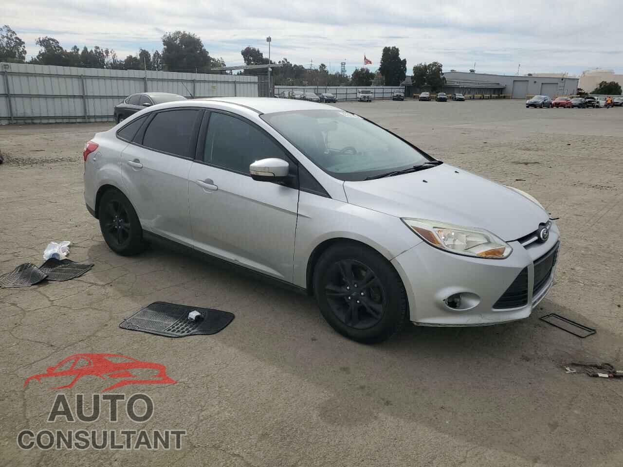 FORD FOCUS 2014 - 1FADP3F20EL399768