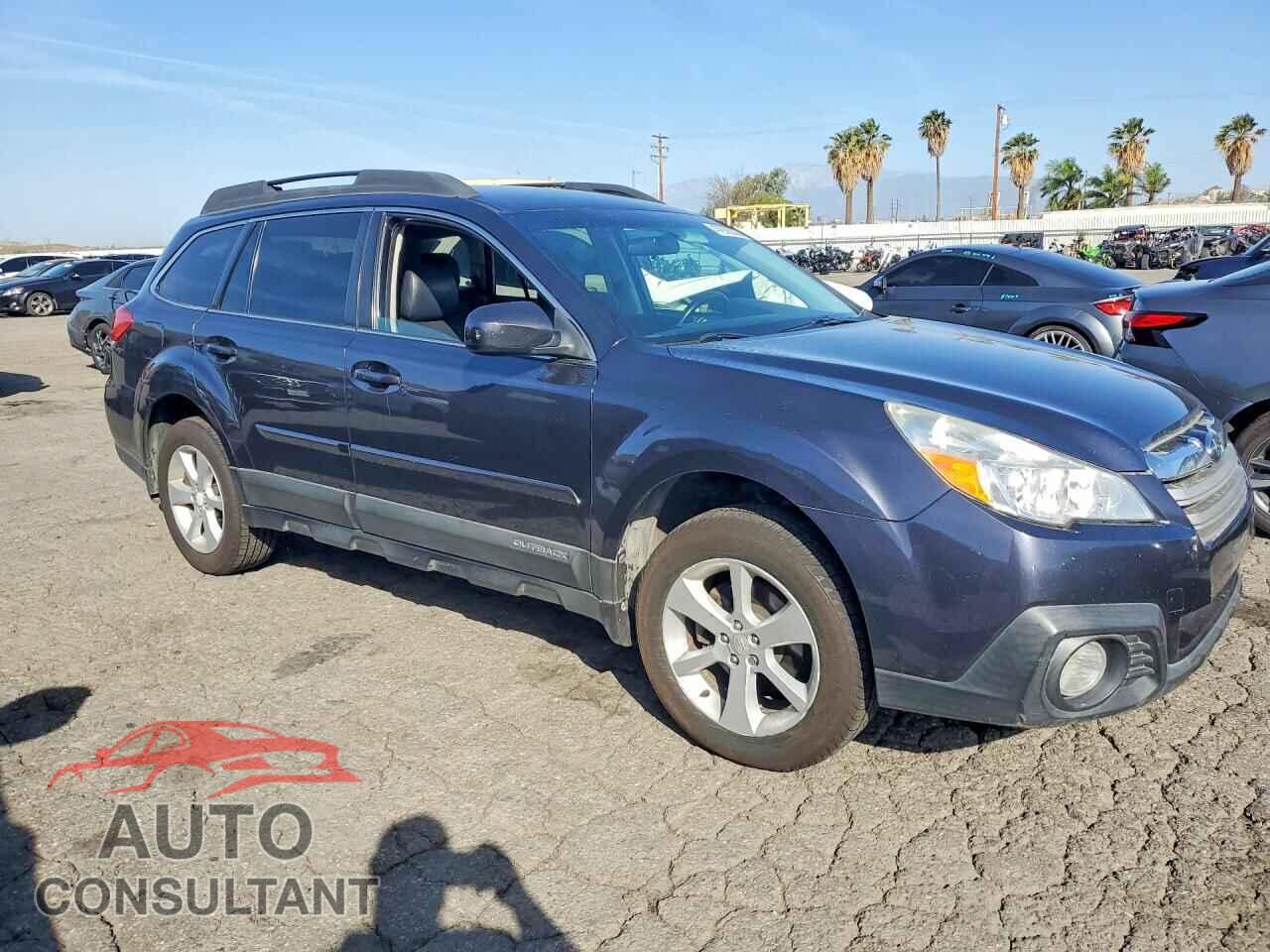 SUBARU OUTBACK 2013 - 4S4BRBCC4D3318400