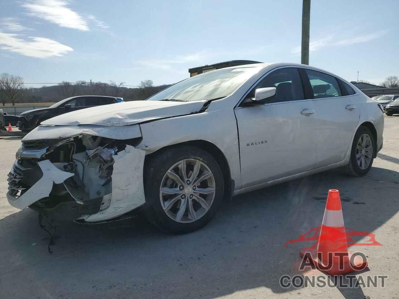 CHEVROLET MALIBU 2019 - 1G1ZD5STXKF145460