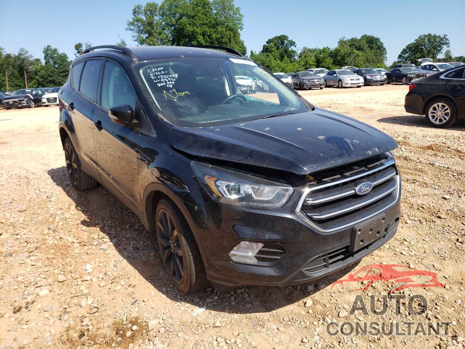 FORD ESCAPE 2017 - 1FMCU0JD8HUC39590