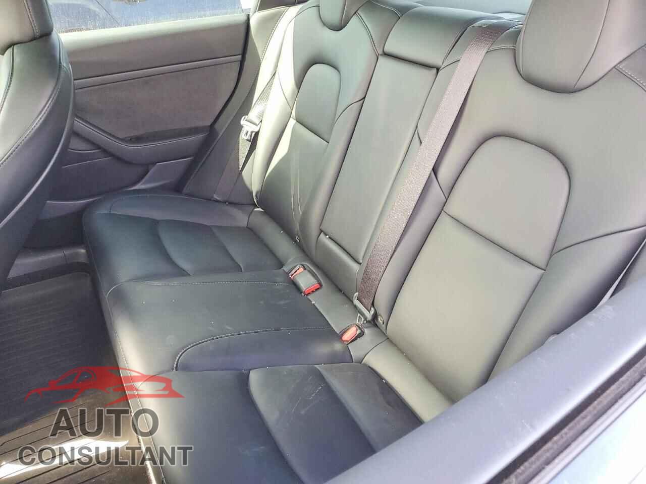 TESLA MODEL 3 2021 - 5YJ3E1EA9MF854448