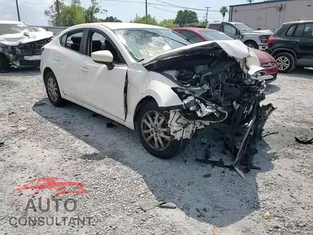 MAZDA 3 2017 - 3MZBN1U7XHM121406