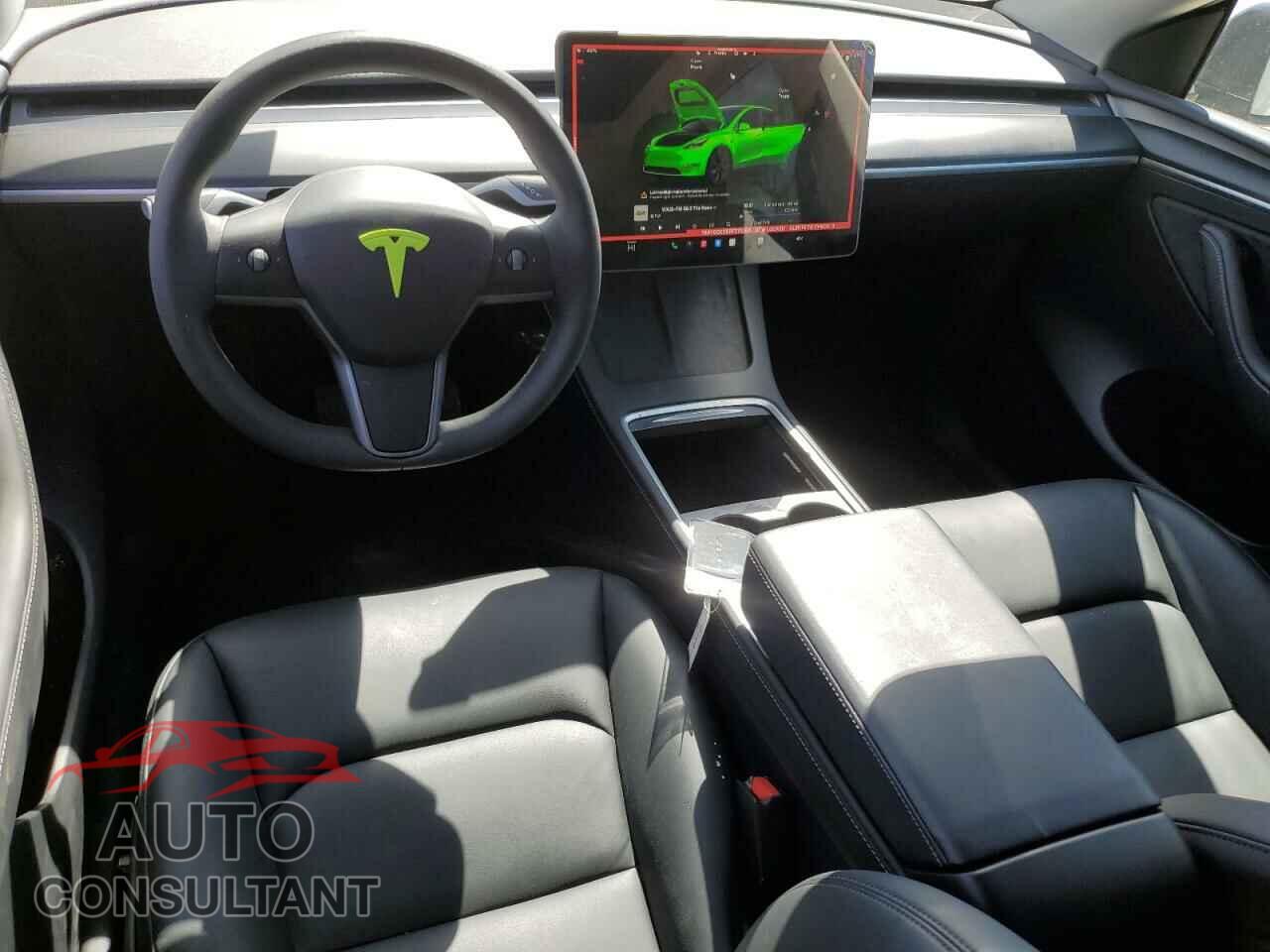 TESLA MODEL Y 2024 - 7SAYGDED5RF210256