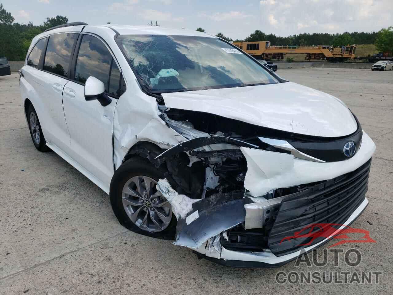 TOYOTA SIENNA 2022 - 5TDKRKEC4NS098452