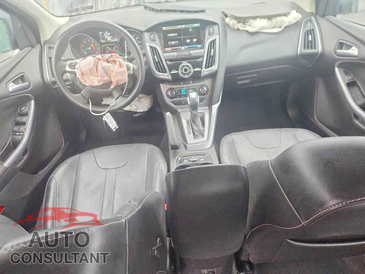 FORD FOCUS 2014 - 1FADP3N26EL268183
