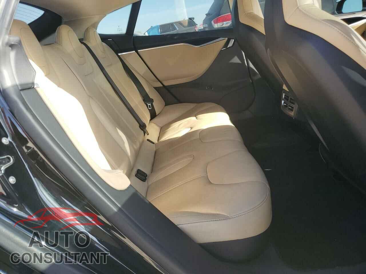 TESLA MODEL S 2013 - 5YJSA1CG2DFP05023