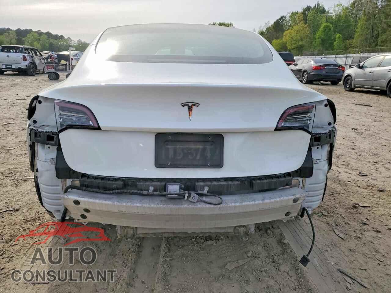 TESLA MODEL 3 2022 - 5YJ3E1EA4NF230638