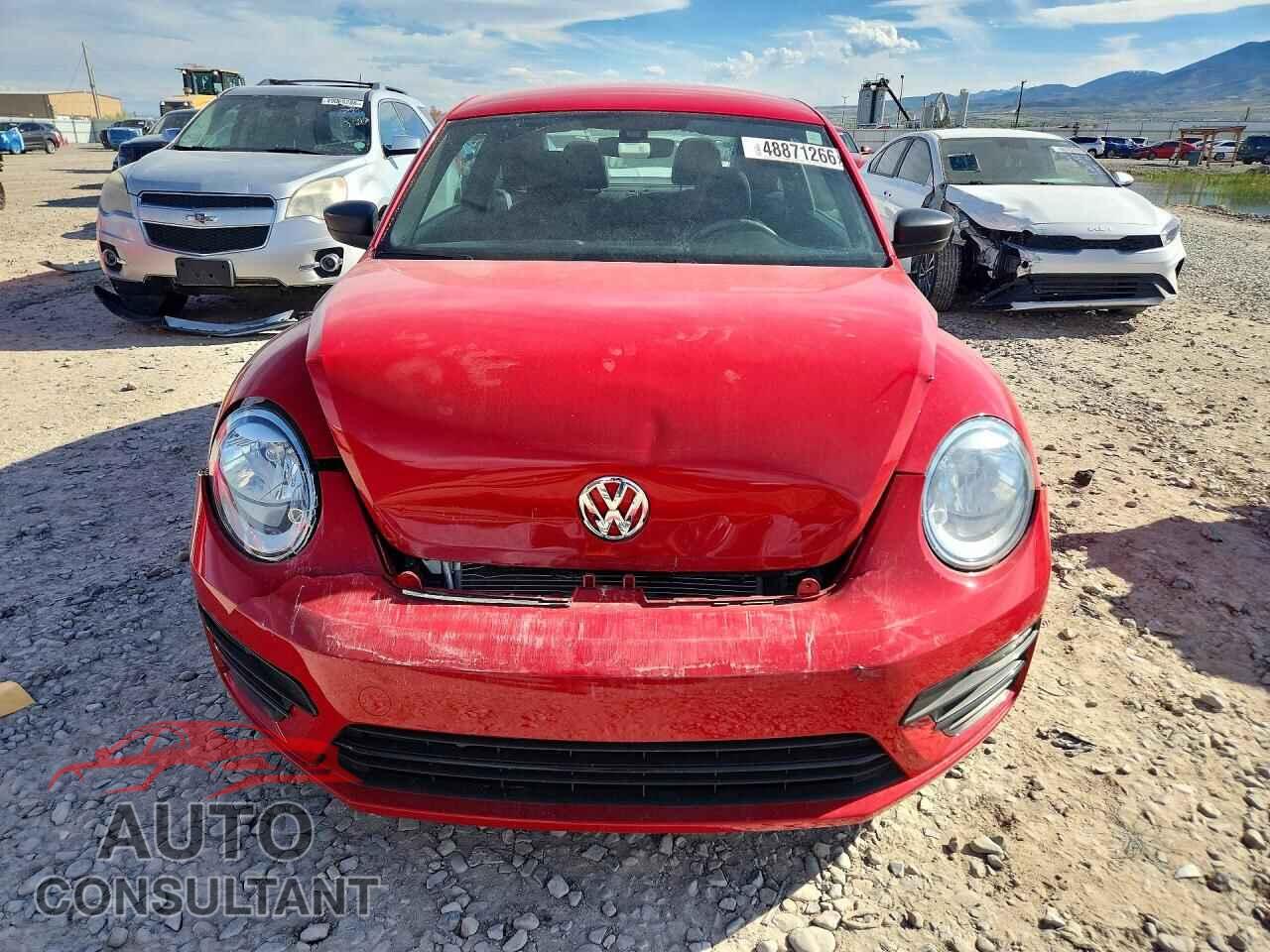 VOLKSWAGEN BEETLE 2017 - 3VWF17AT9HM611272