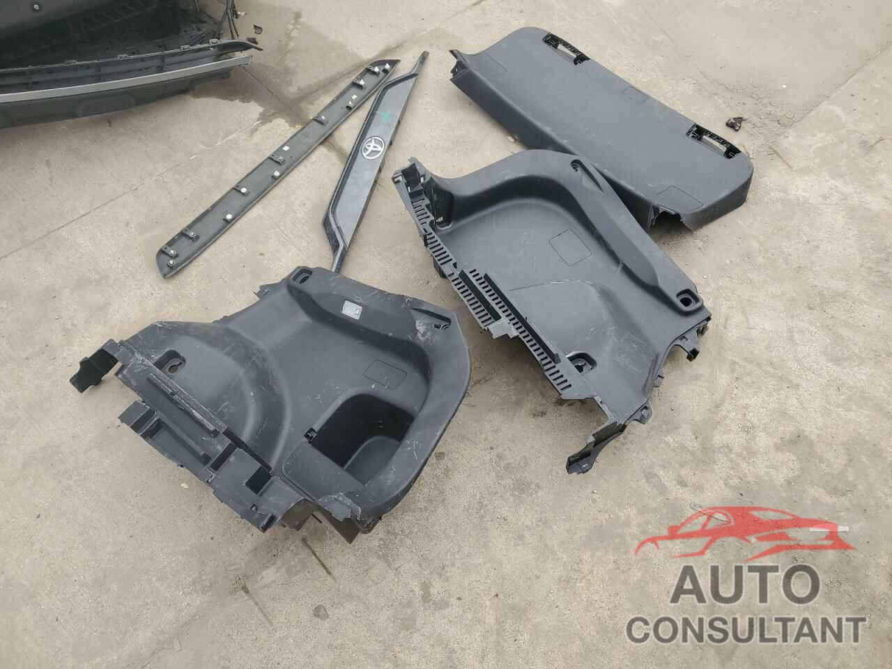 TOYOTA RAV4 2021 - 2T3H1RFV7MW131001