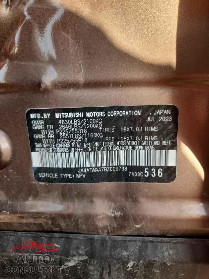 MITSUBISHI ECLIPSE 2024 - JA4ATWAA7RZ009738