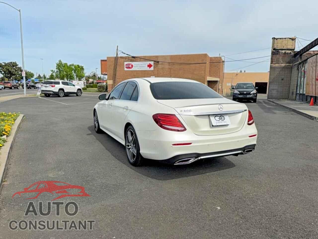 MERCEDES-BENZ E-CLASS 2017 - WDDZF4JB7HA218901
