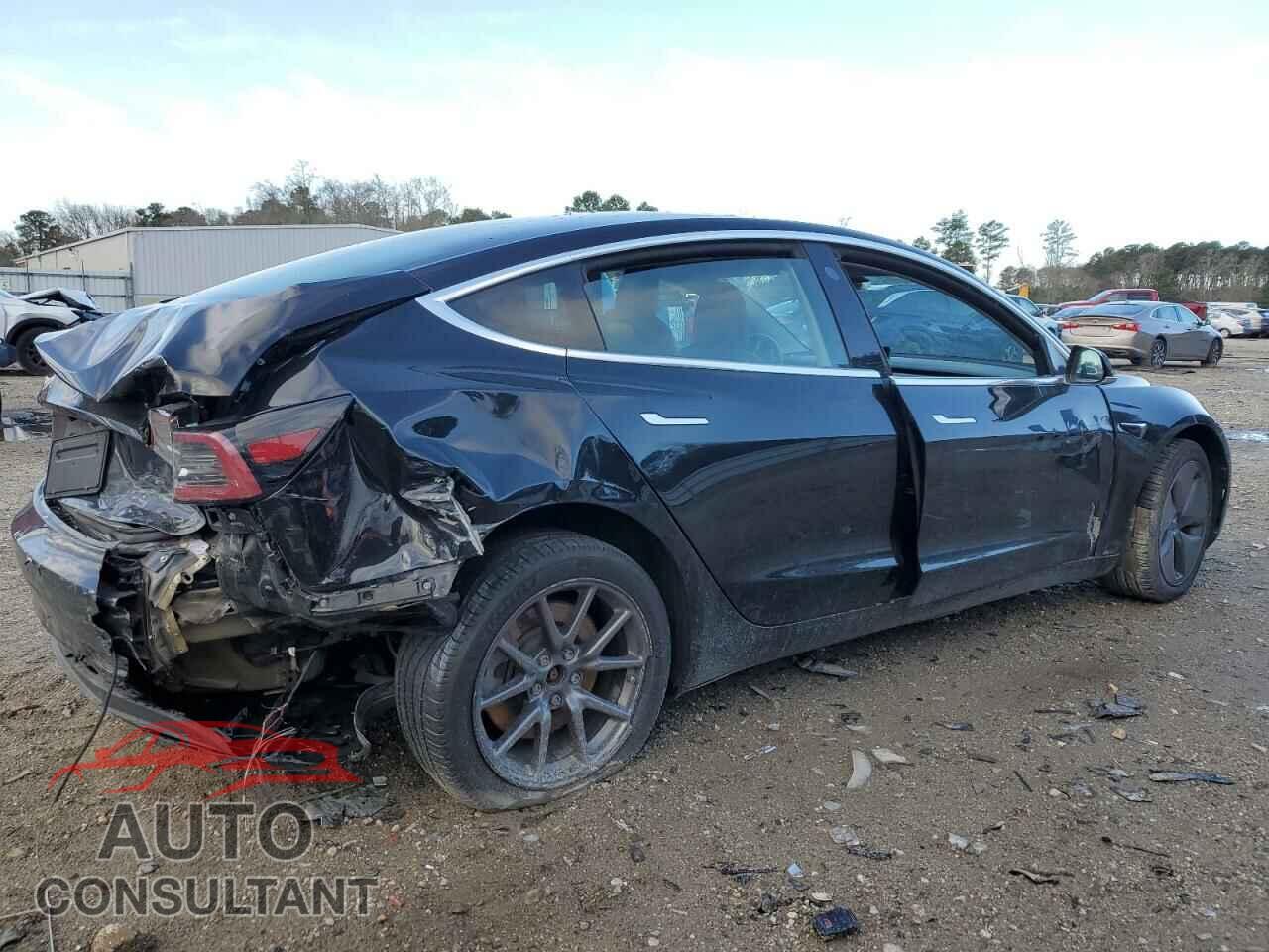 TESLA MODEL 3 2019 - 5YJ3E1EA2KF196890