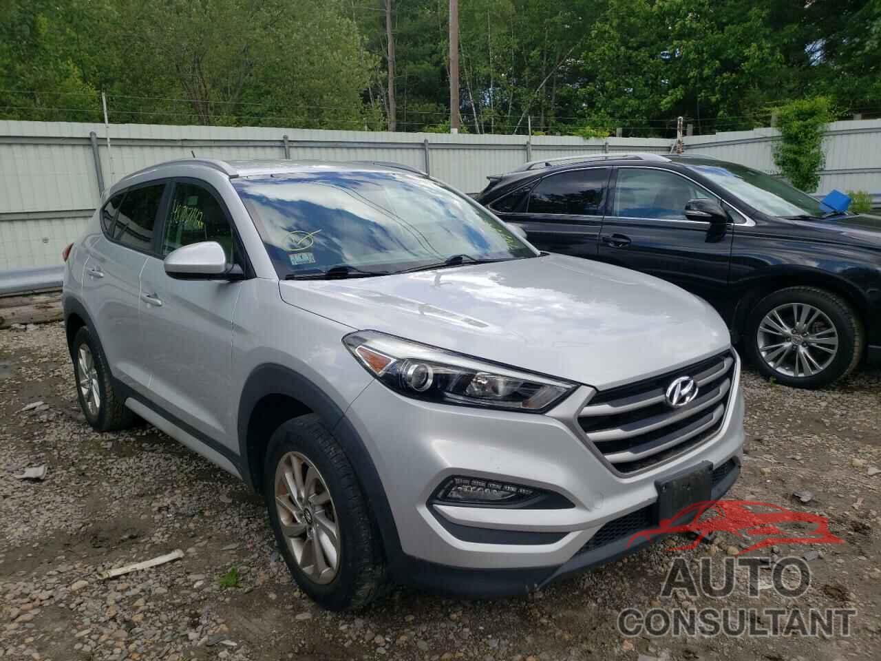 HYUNDAI TUCSON 2017 - KM8J3CA48HU483848