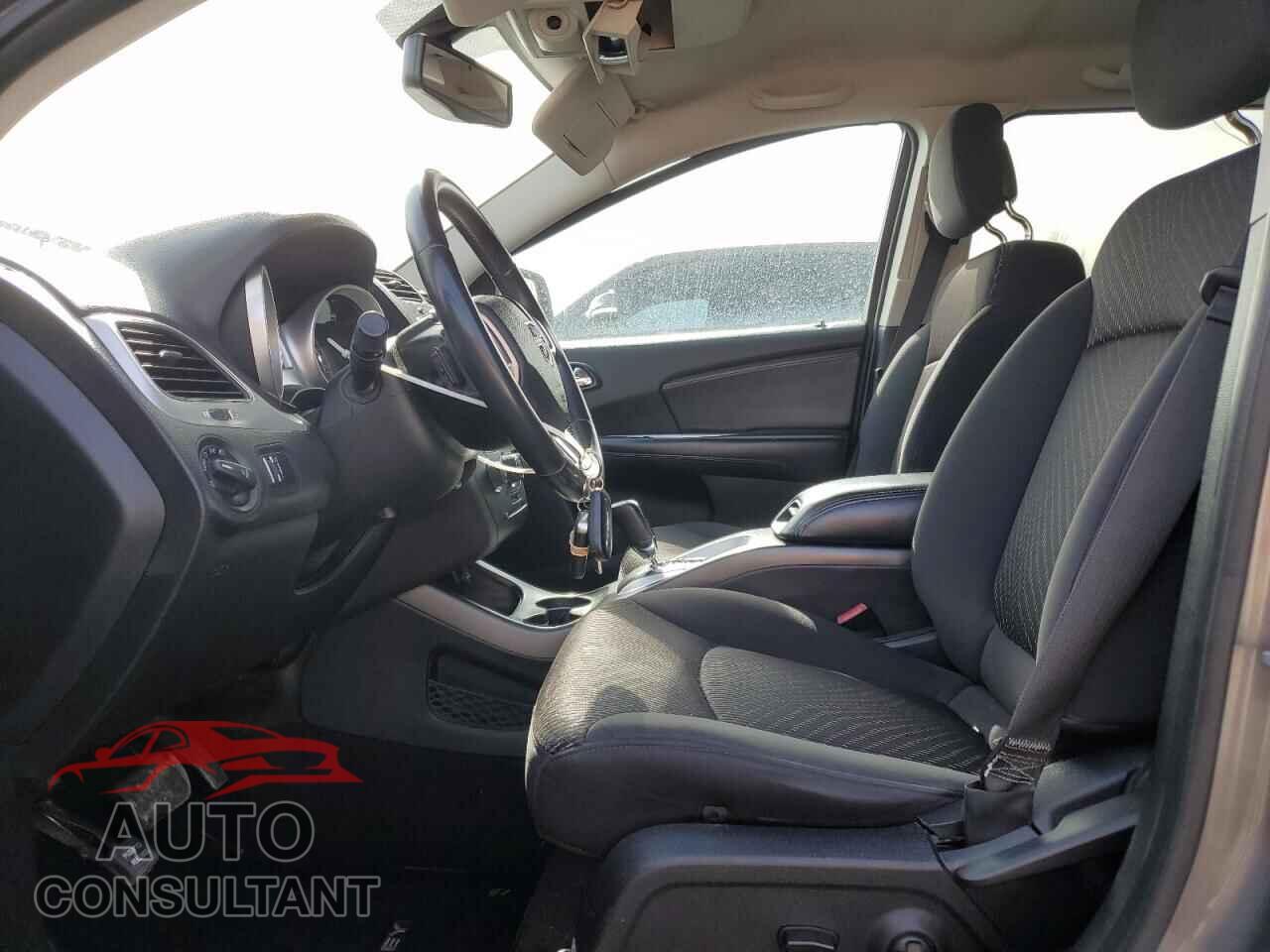 DODGE JOURNEY 2013 - 3C4PDCCG2DT643066