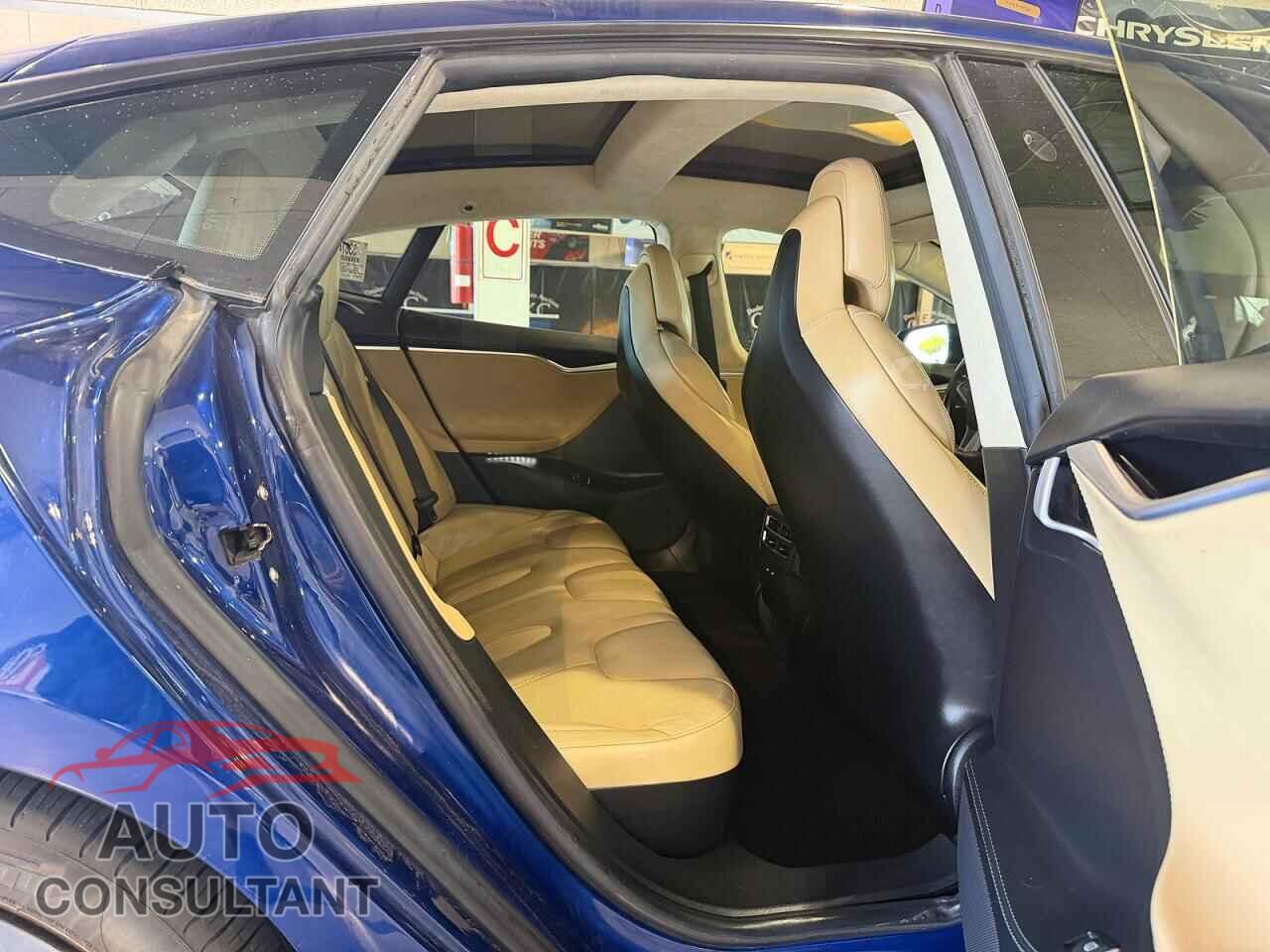 TESLA MODEL S 2017 - 5YJSA1E21HF209895