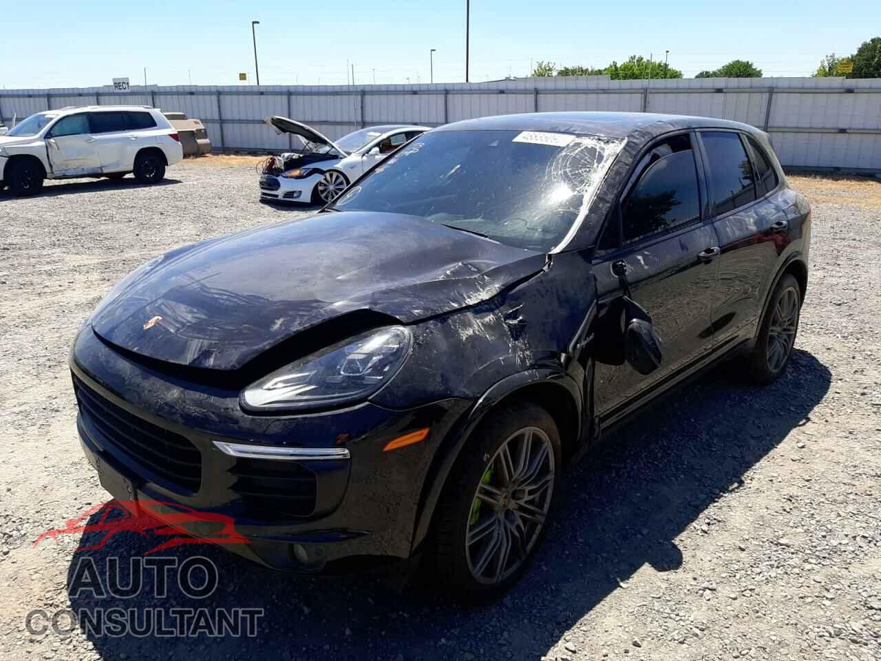 PORSCHE CAYENNE 2017 - WP1AE2A22HLA70111