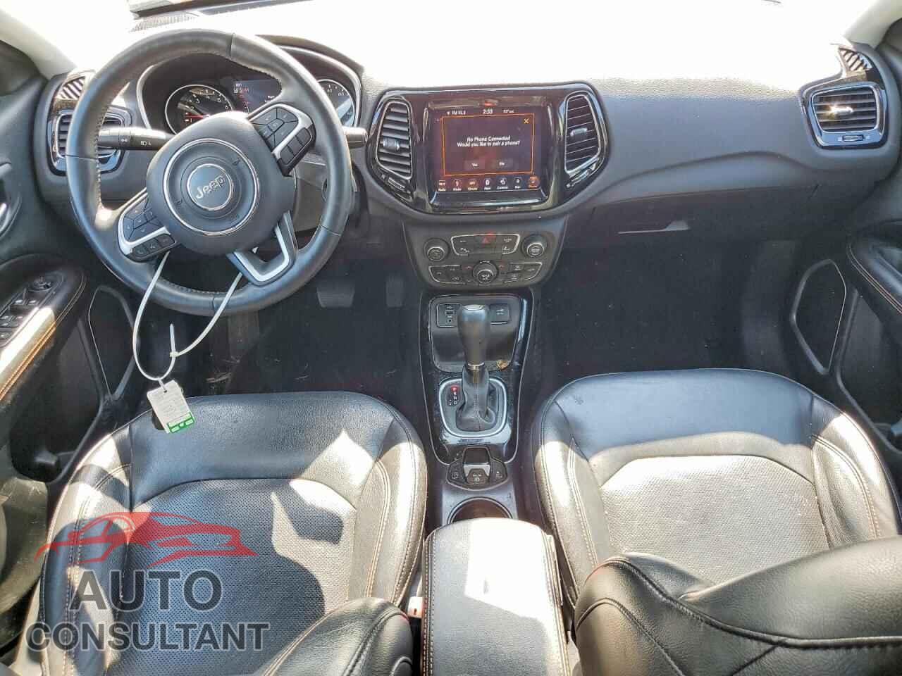 JEEP COMPASS 2018 - 3C4NJCCB8JT358677