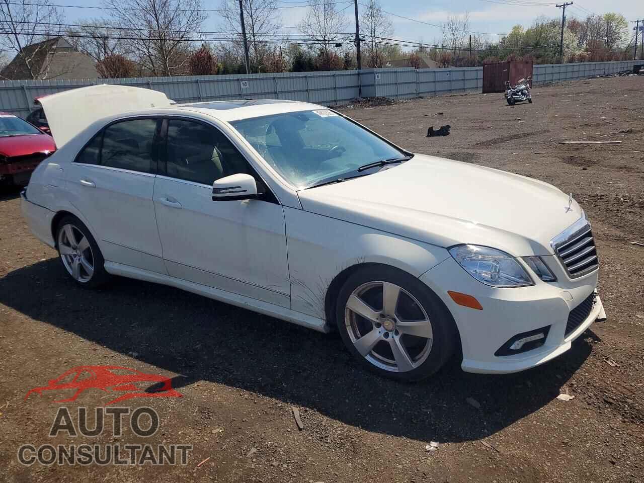 MERCEDES-BENZ E-CLASS 2011 - WDDHF8HB4BA366343