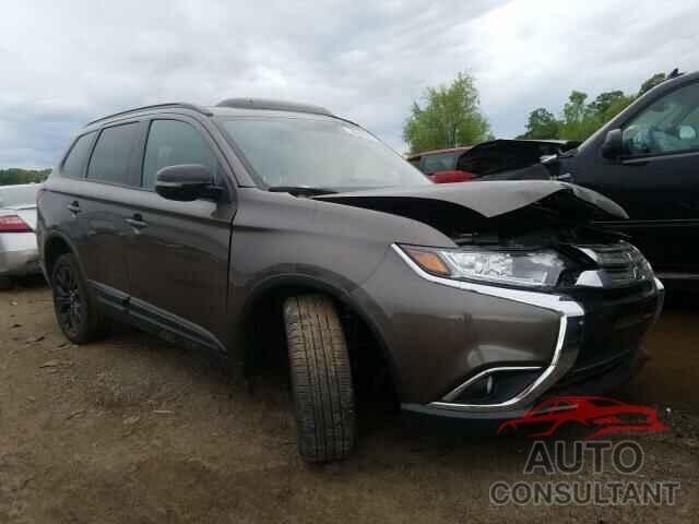 MITSUBISHI OUTLANDER 2018 - JA4AZ3A37JZ020287