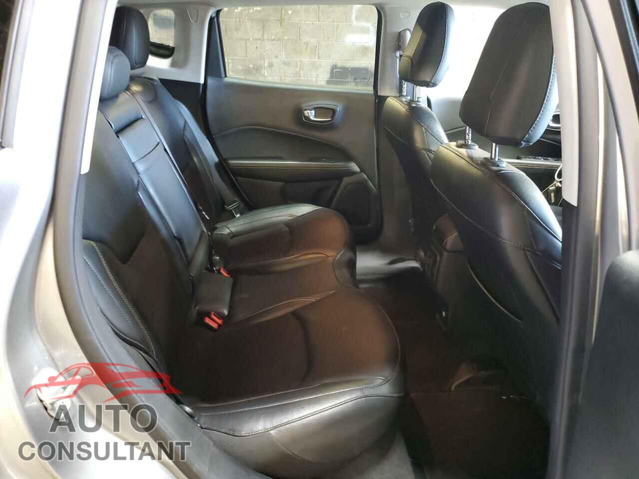 JEEP COMPASS 2020 - 3C4NJDBB4LT116110
