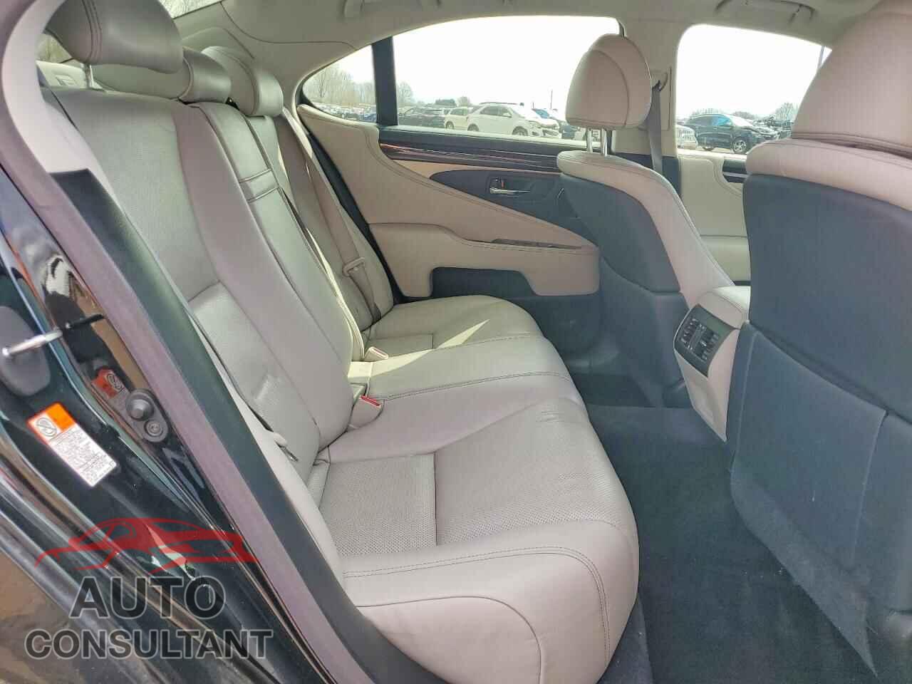 LEXUS LS500 2017 - JTHCL5EF9H5028777
