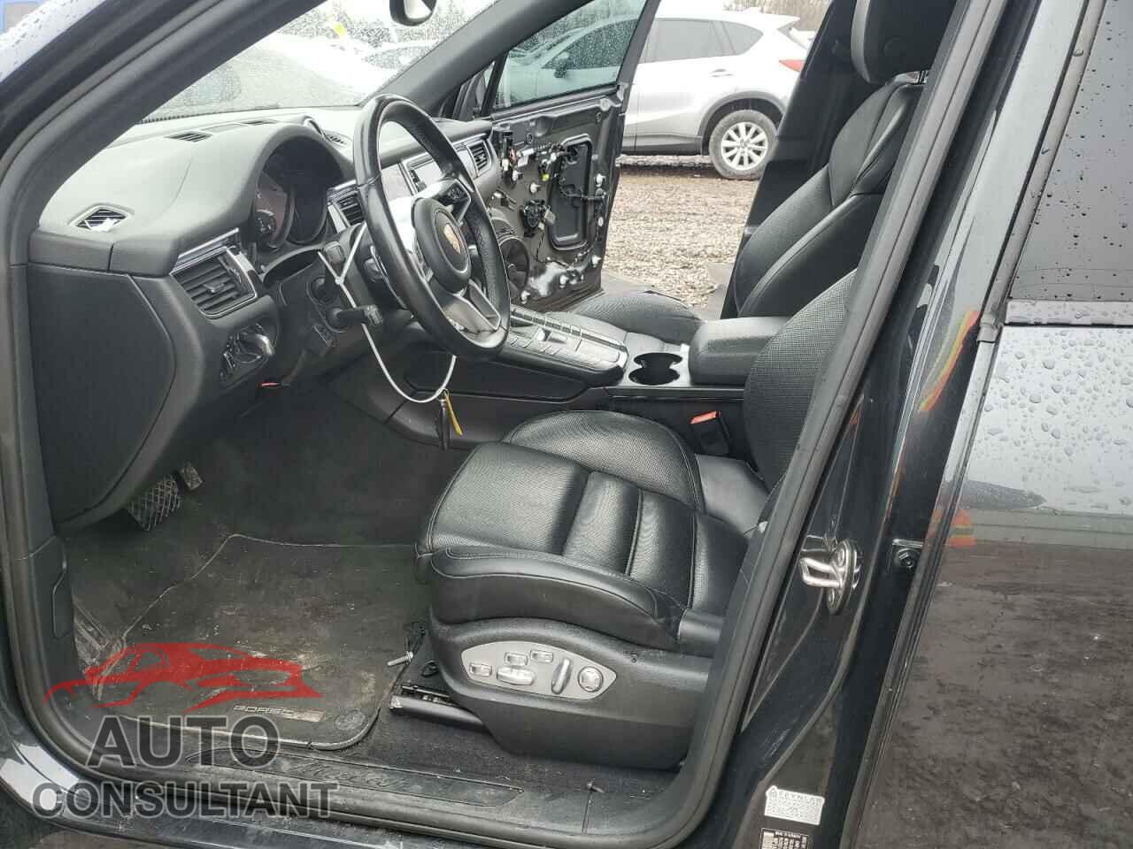 PORSCHE MACAN 2017 - WP1AA2A54HLB09576