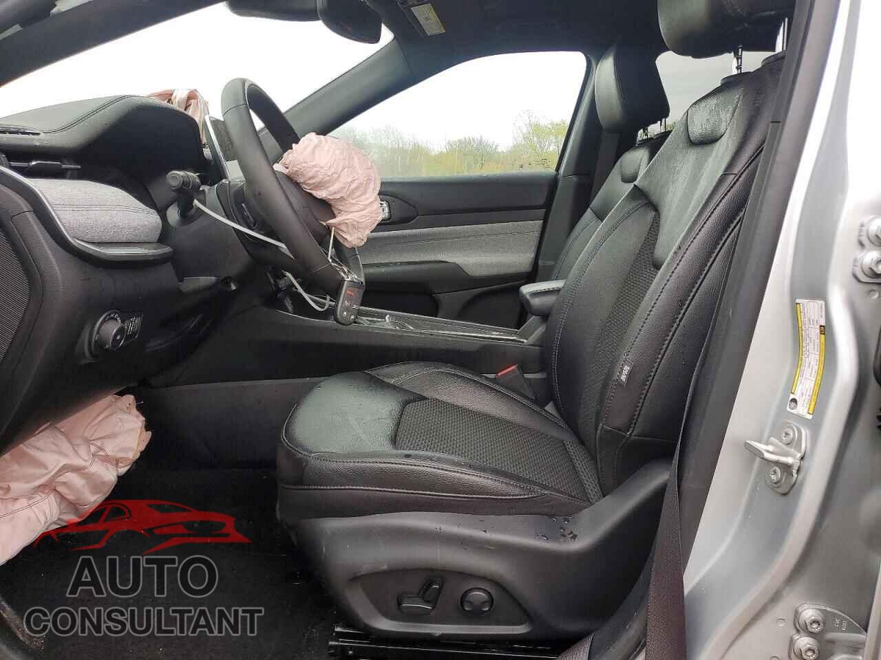 JEEP COMPASS 2024 - 3C4NJDBNXRT113344