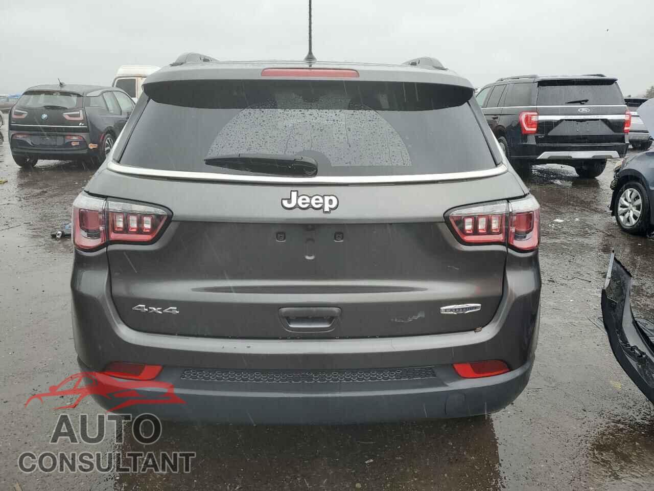 JEEP COMPASS 2018 - 3C4NJDBB2JT314276