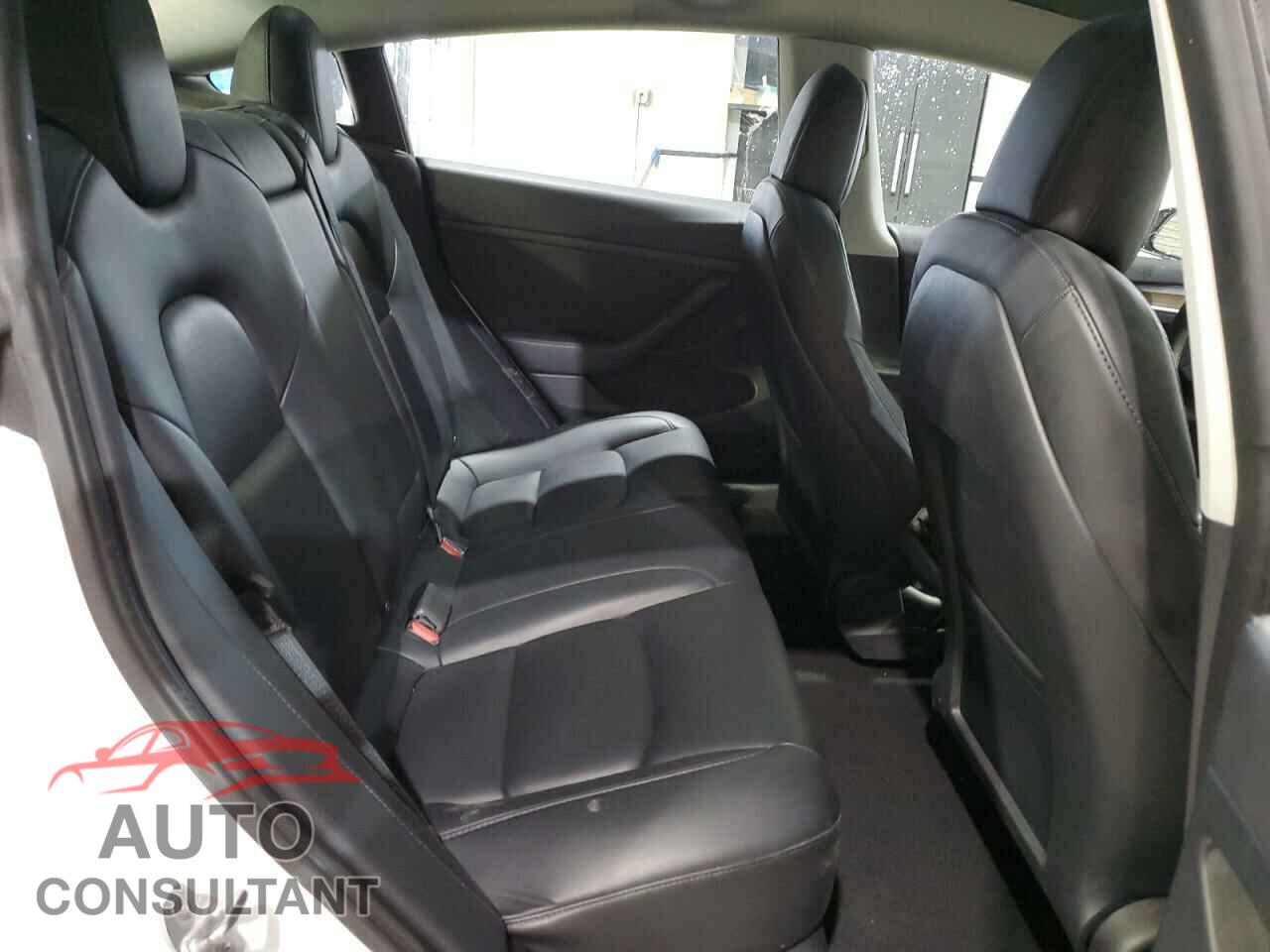 TESLA MODEL 3 2022 - 5YJ3E1EB9NF290133