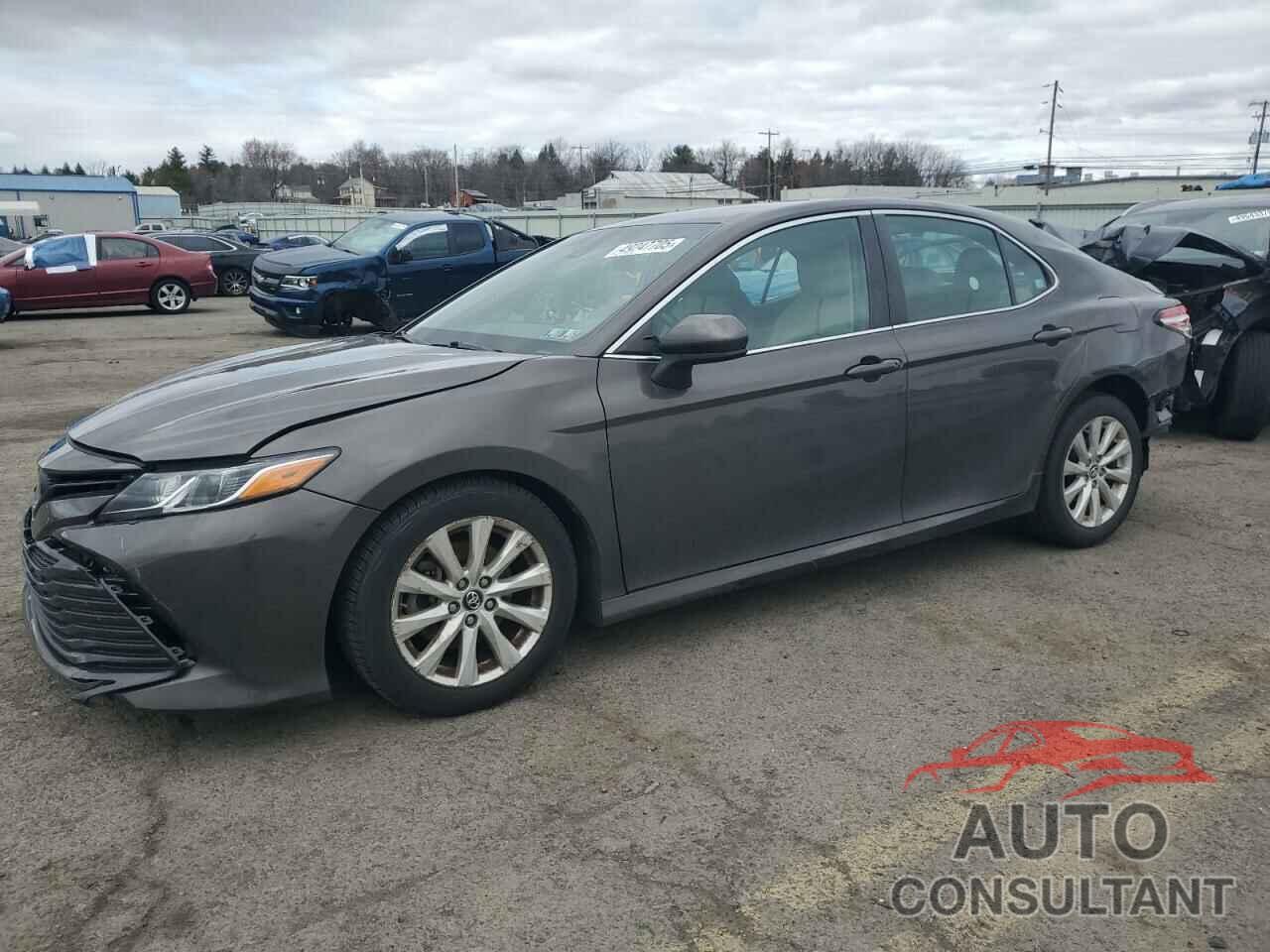 TOYOTA CAMRY 2018 - 4T1B11HK6JU139704