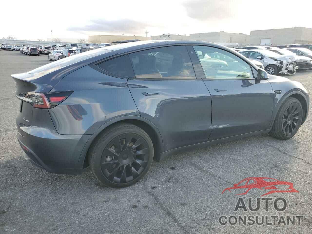TESLA MODEL Y 2020 - 5YJYGDEF2LF004771