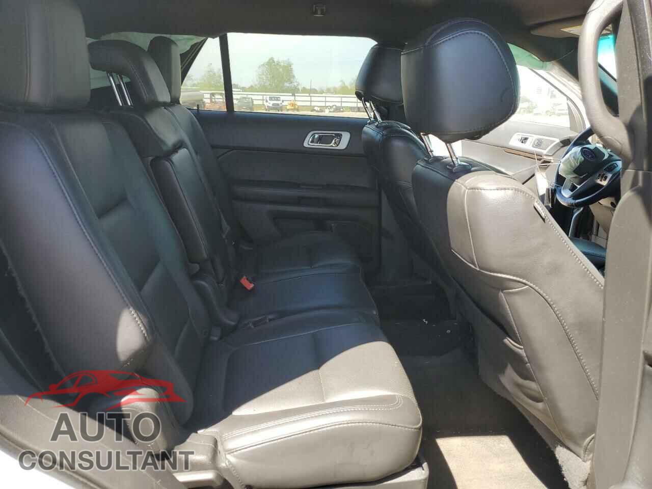 FORD EXPLORER 2015 - 1FM5K8F81FGB12555