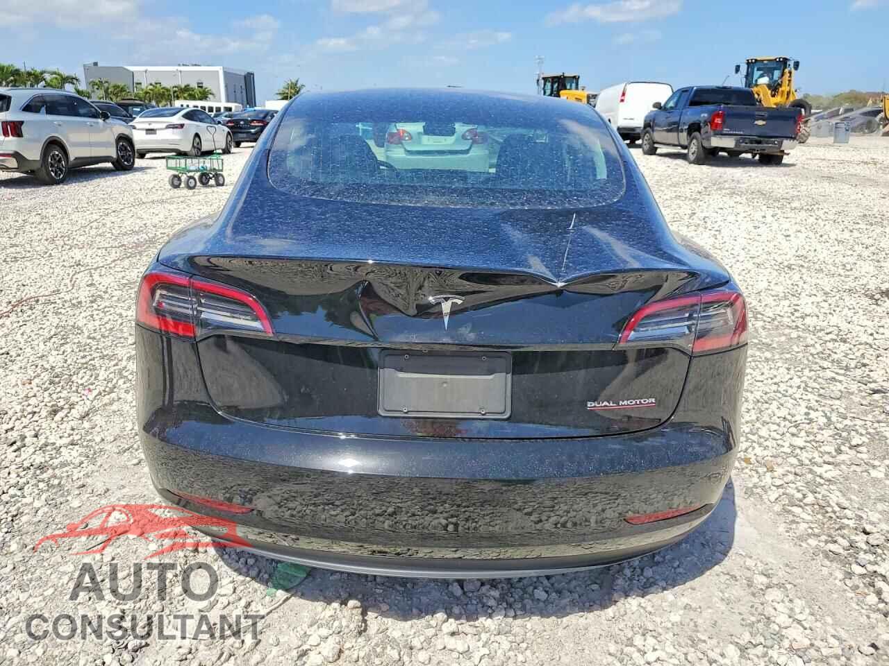 TESLA MODEL 3 2019 - 5YJ3E1EB2KF432284