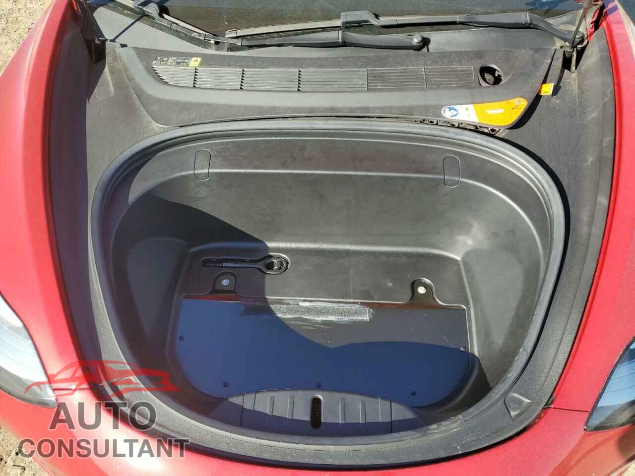 TESLA MODEL 3 2018 - 5YJ3E1EA8JF011675