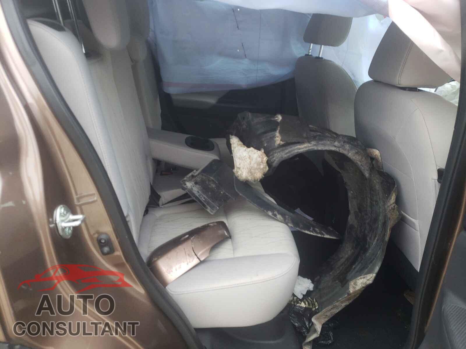 MITSUBISHI ECLIPSE 2018 - JA4AT5AA0JZ050758