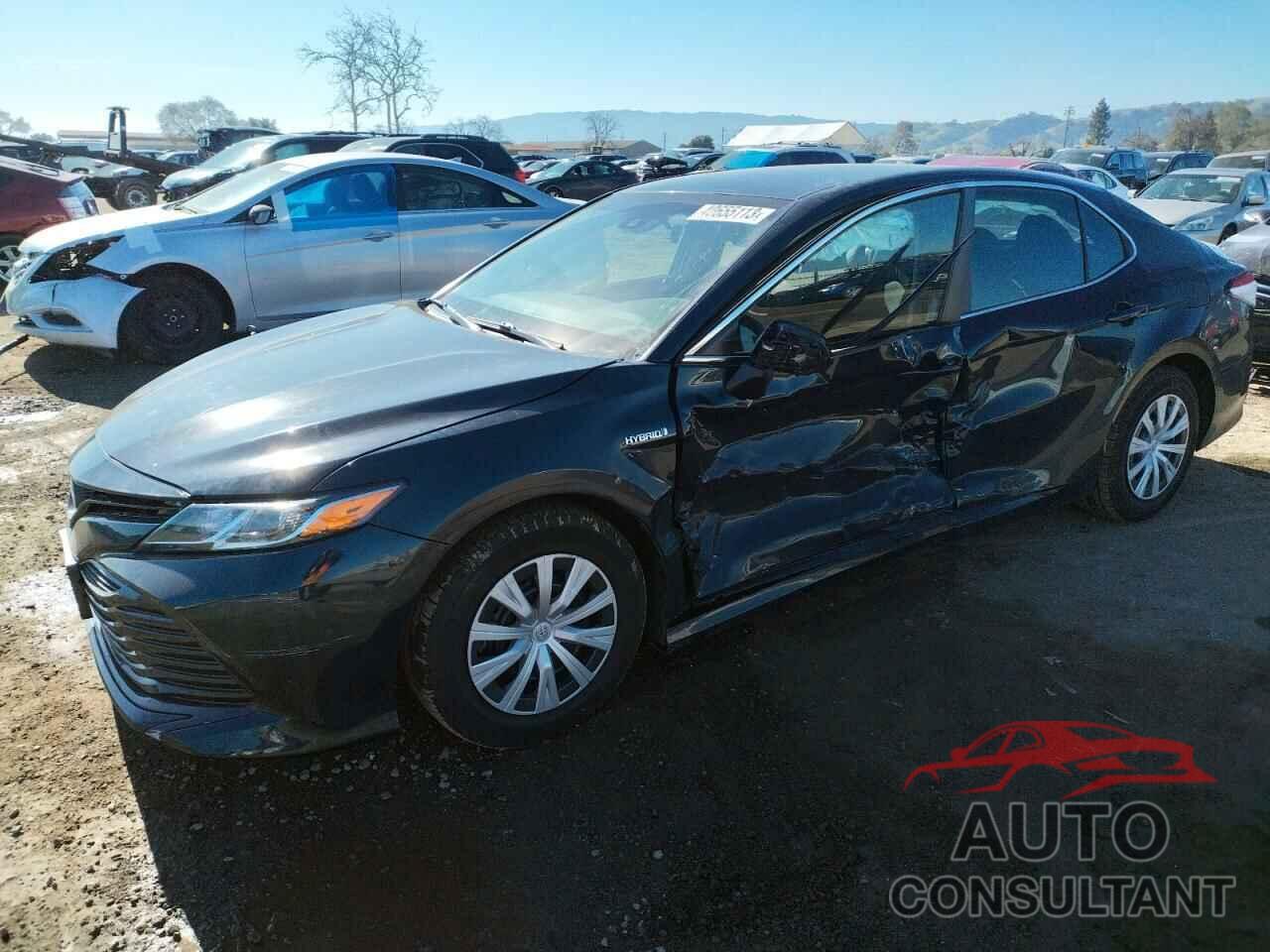 TOYOTA CAMRY 2018 - 4T1B31HK4JU504391