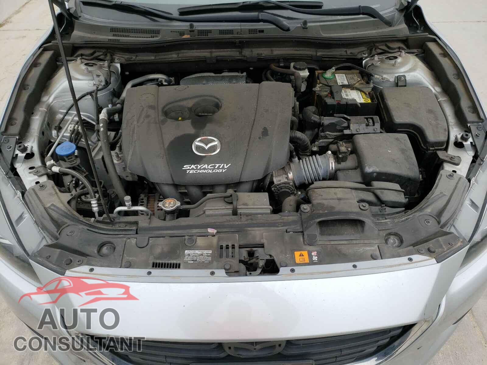 MAZDA 3 2017 - 3MZBN1U77HM109987