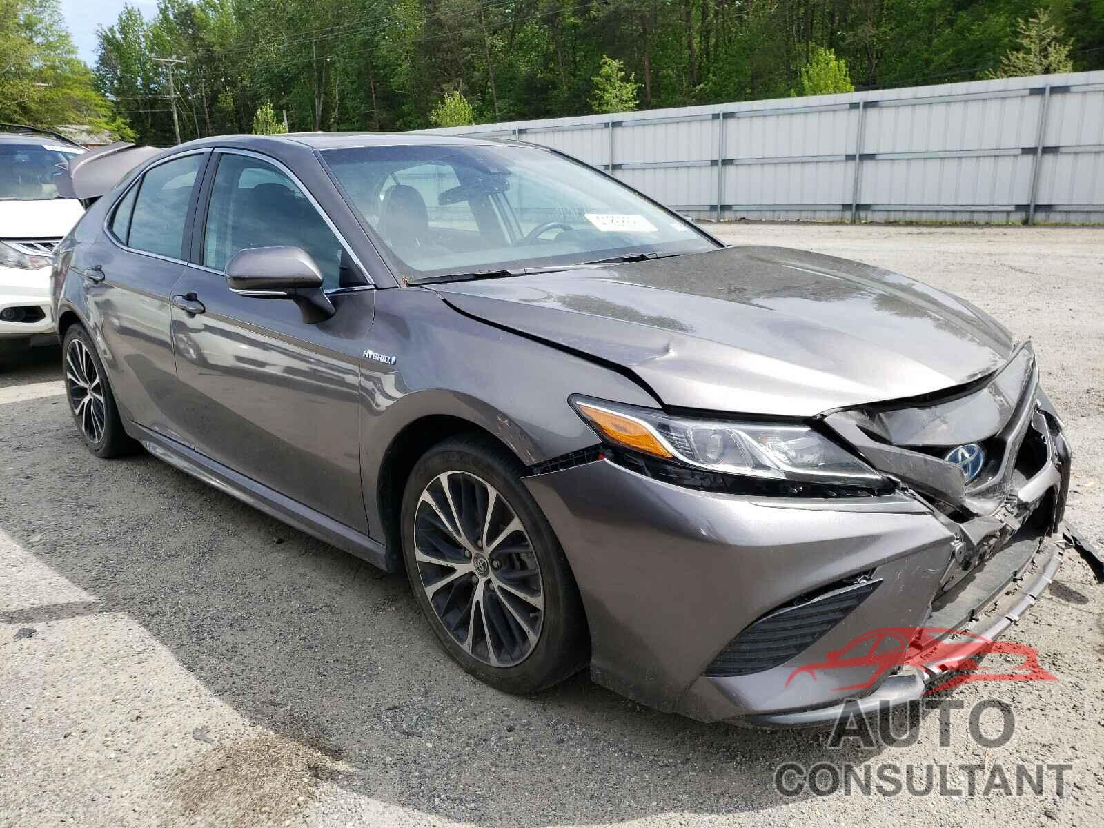 TOYOTA CAMRY 2018 - 4T1B21HK6JU502838