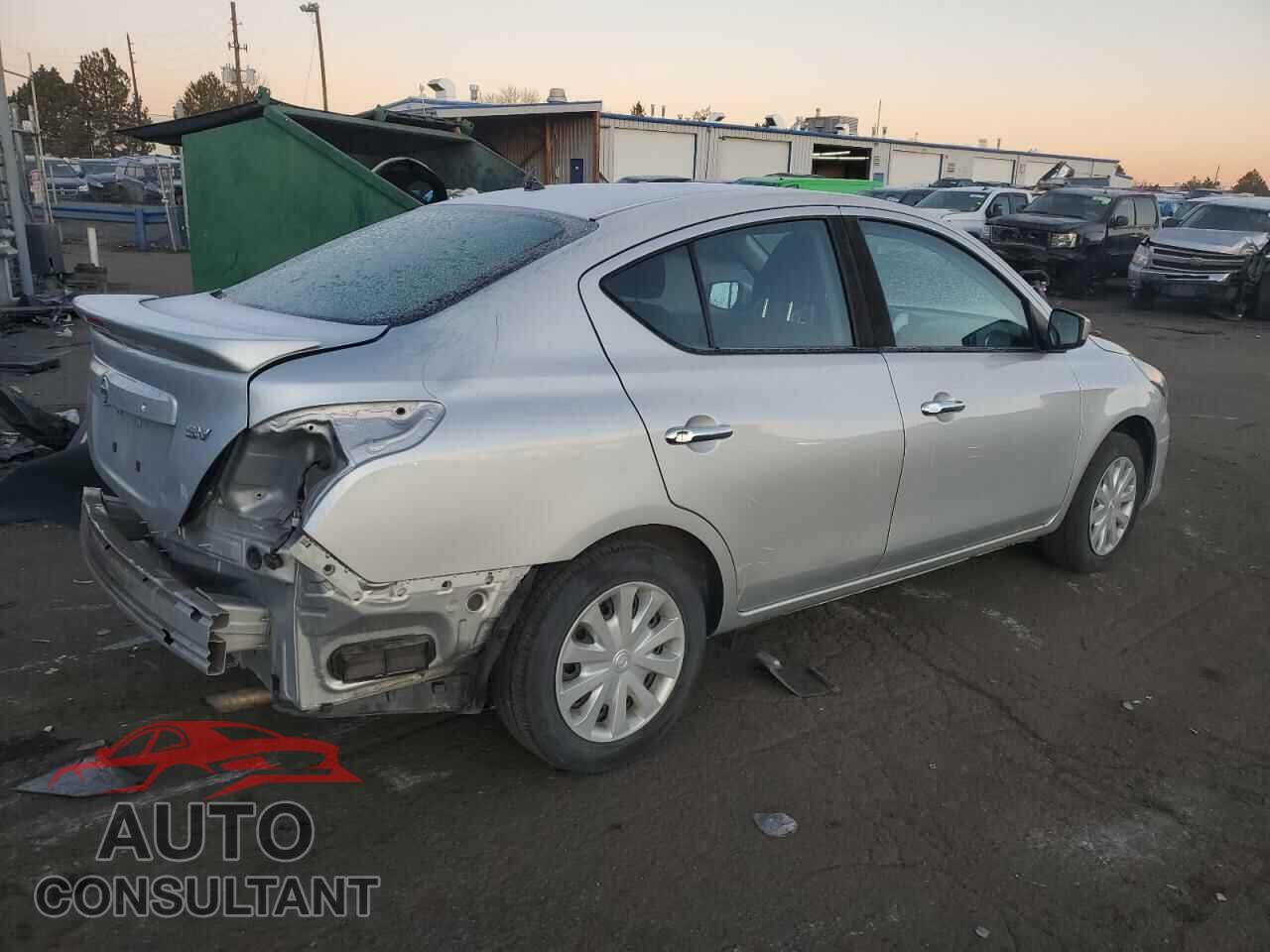 NISSAN VERSA 2017 - 3N1CN7AP3HL805351