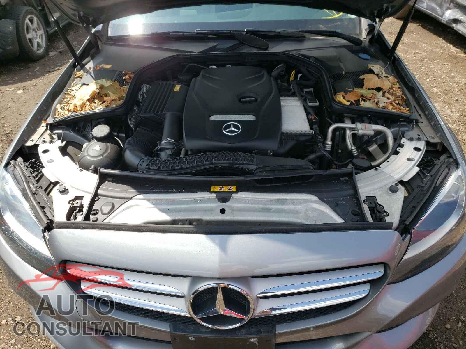 MERCEDES-BENZ C CLASS 2016 - 55SWF4KB7GU116160