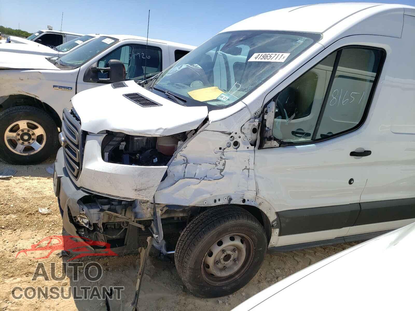 FORD TRANSIT CO 2017 - 1FTYR2CM7HKB07761