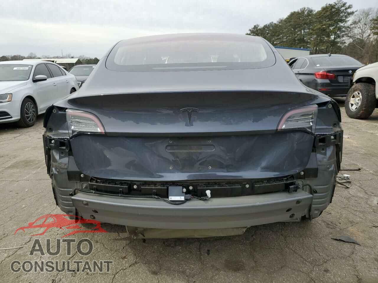TESLA MODEL 3 2018 - 5YJ3E1EA8JF032820