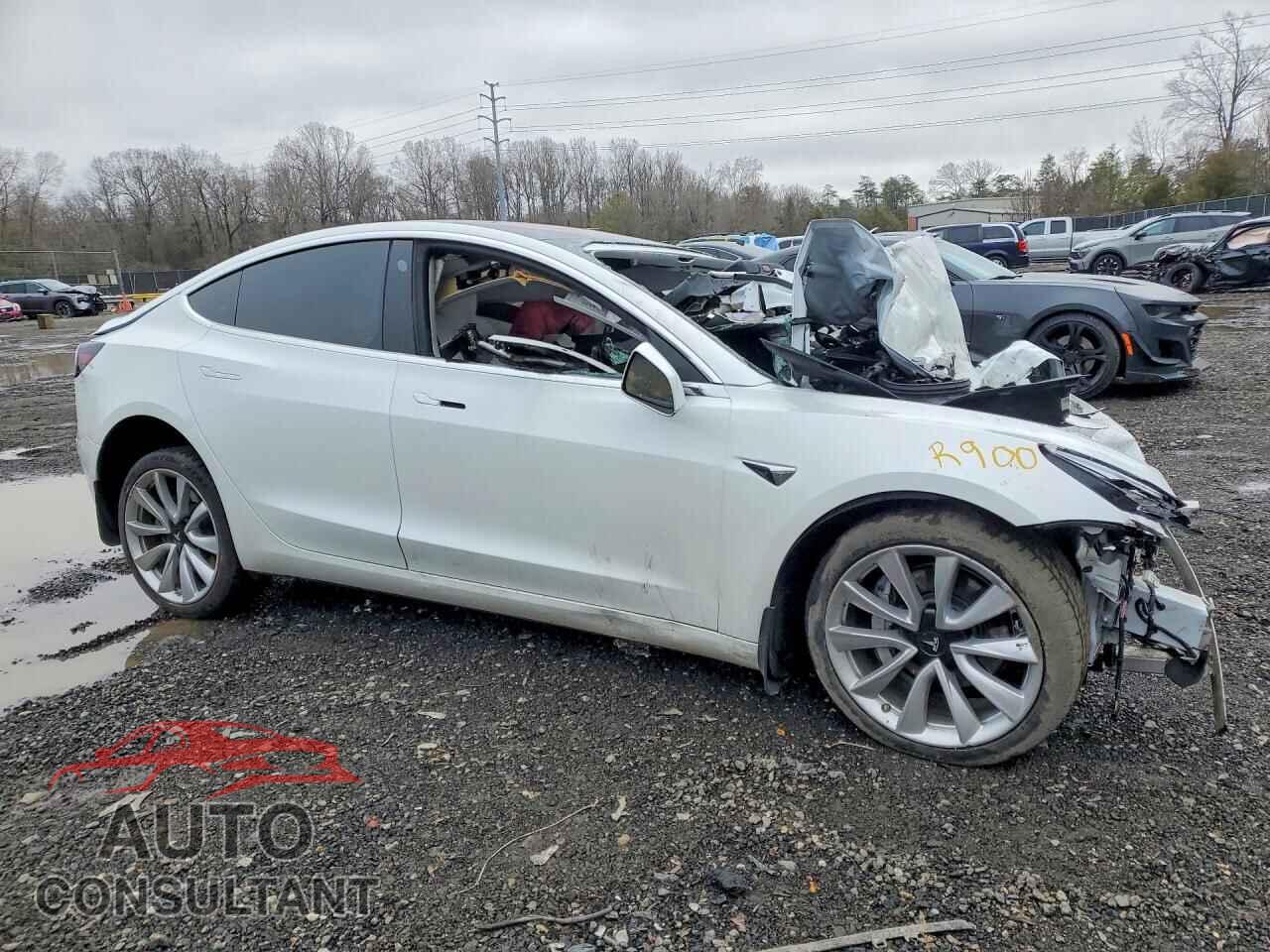 TESLA MODEL 3 2018 - 5YJ3E1EA4JF155935
