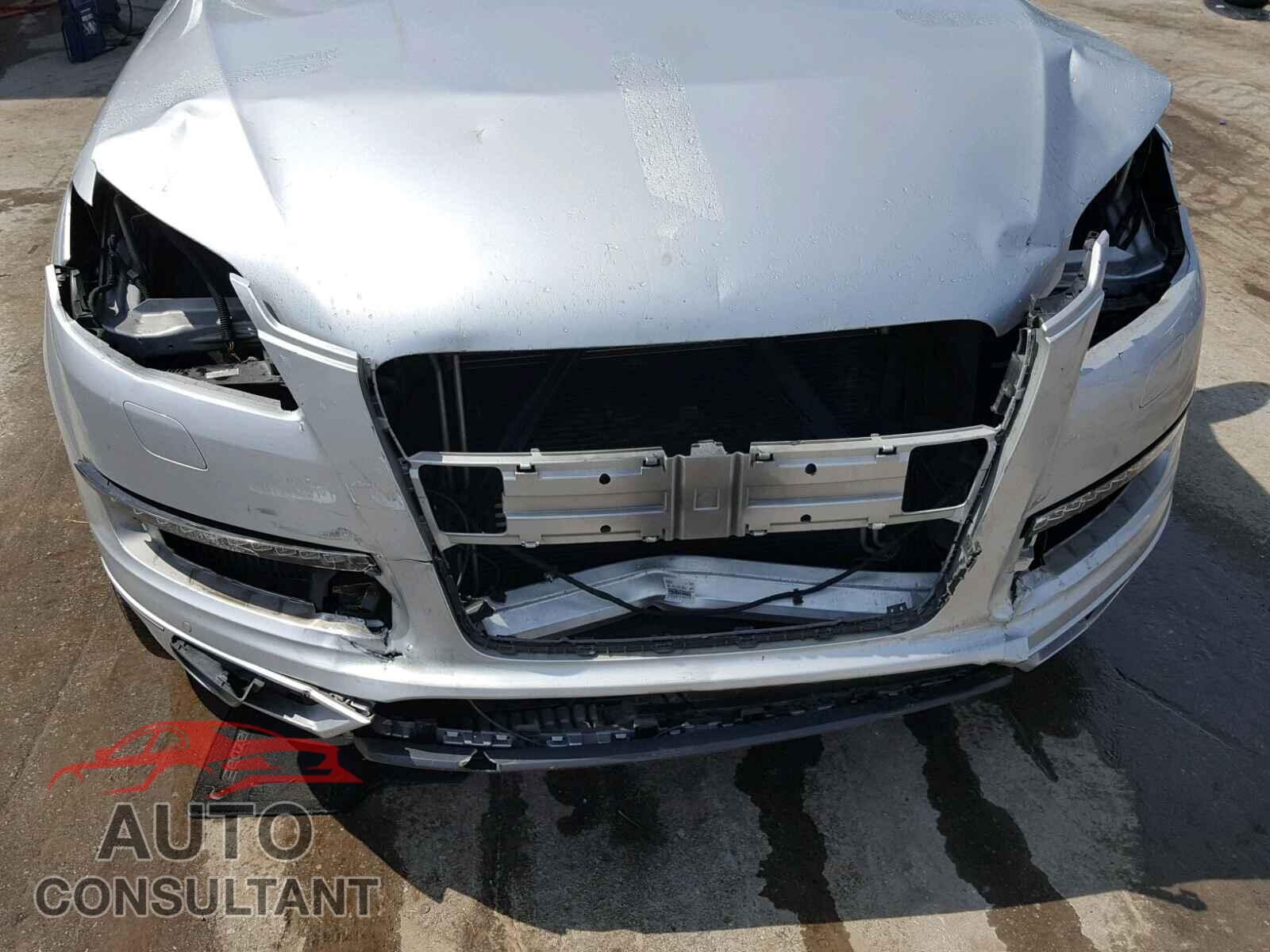 AUDI Q7 2015 - WA1VMAFE8FD016896