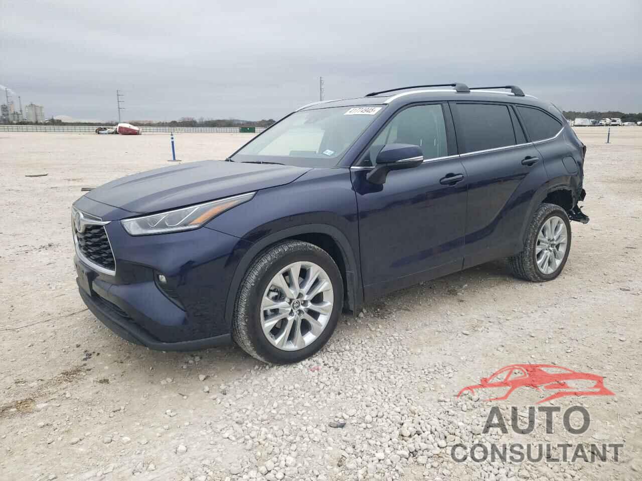 TOYOTA HIGHLANDER 2023 - 5TDYARAHXPS018277