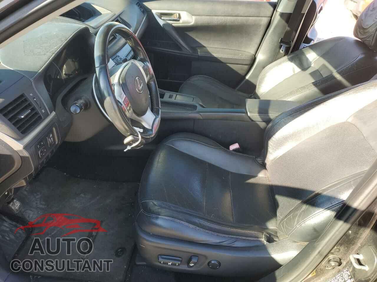 LEXUS CT 200 2012 - JTHKD5BH2C2105224