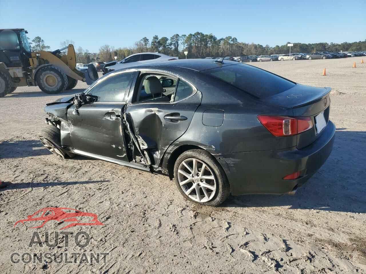 LEXUS IS 2011 - JTHCF5C26B5046345