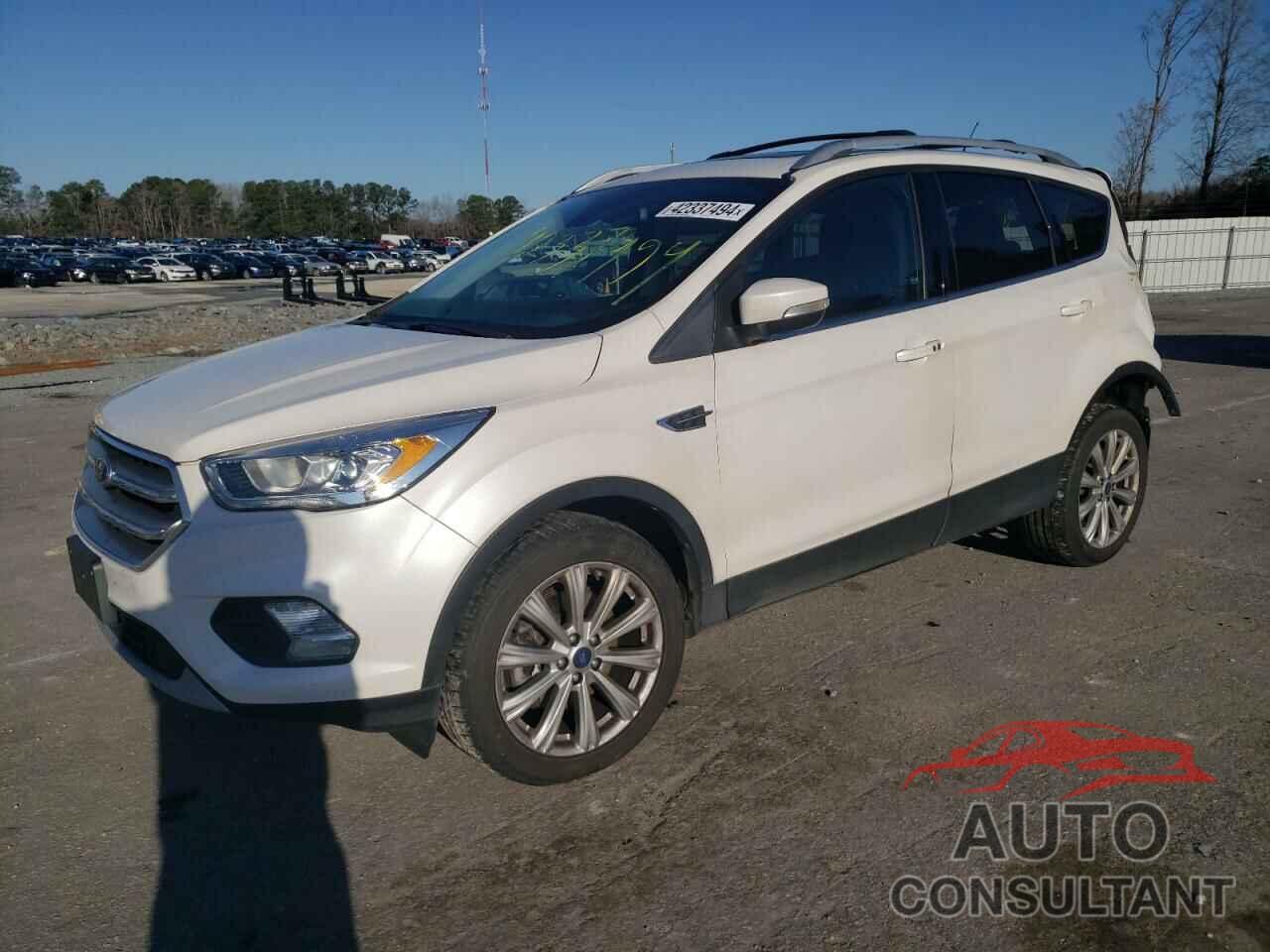 FORD ESCAPE 2017 - 1FMCU9J91HUB64571
