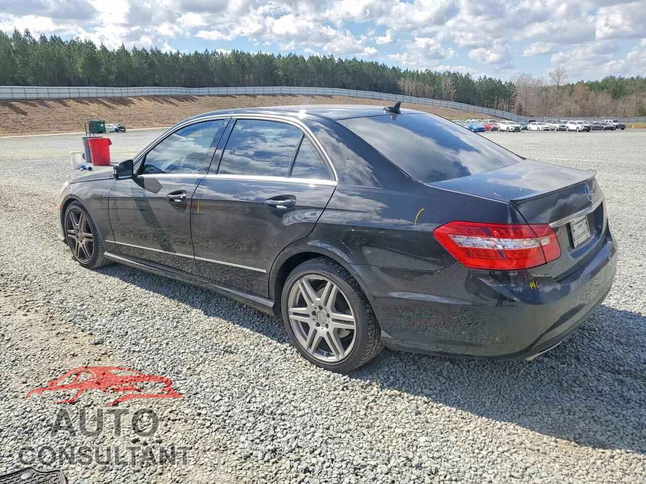MERCEDES-BENZ E-CLASS 2011 - WDDHF5GB3BA274799