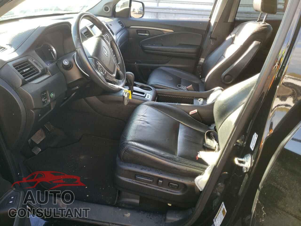 HONDA PILOT 2017 - 5FNYF6H59HB025299